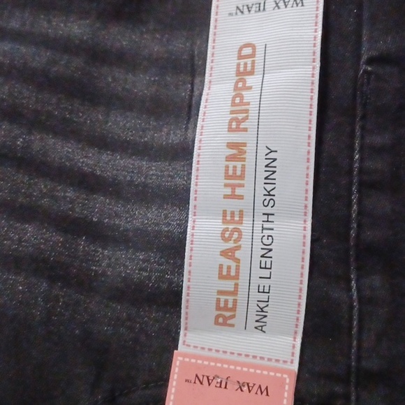 Wax Jean Black Skinny Jeans with Simple Distressing - Picture 4 of 4